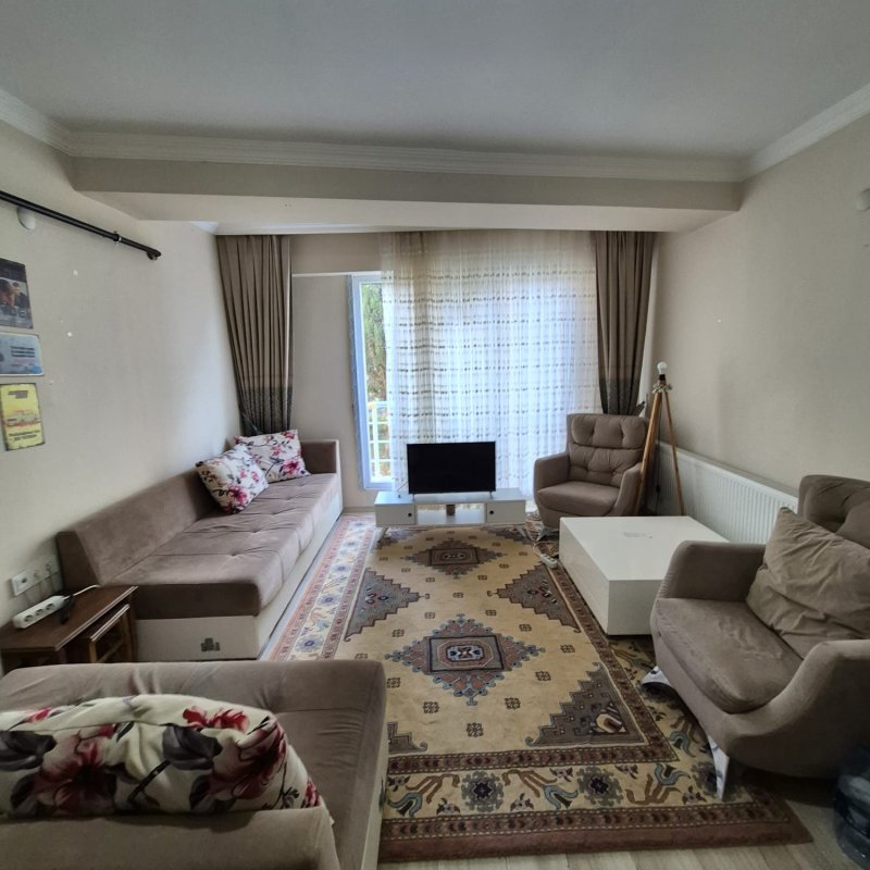 Kirklareli Merkez Karakas Mahallesinde Satılık Full Esyalı Balkonlu 2 0 Daire